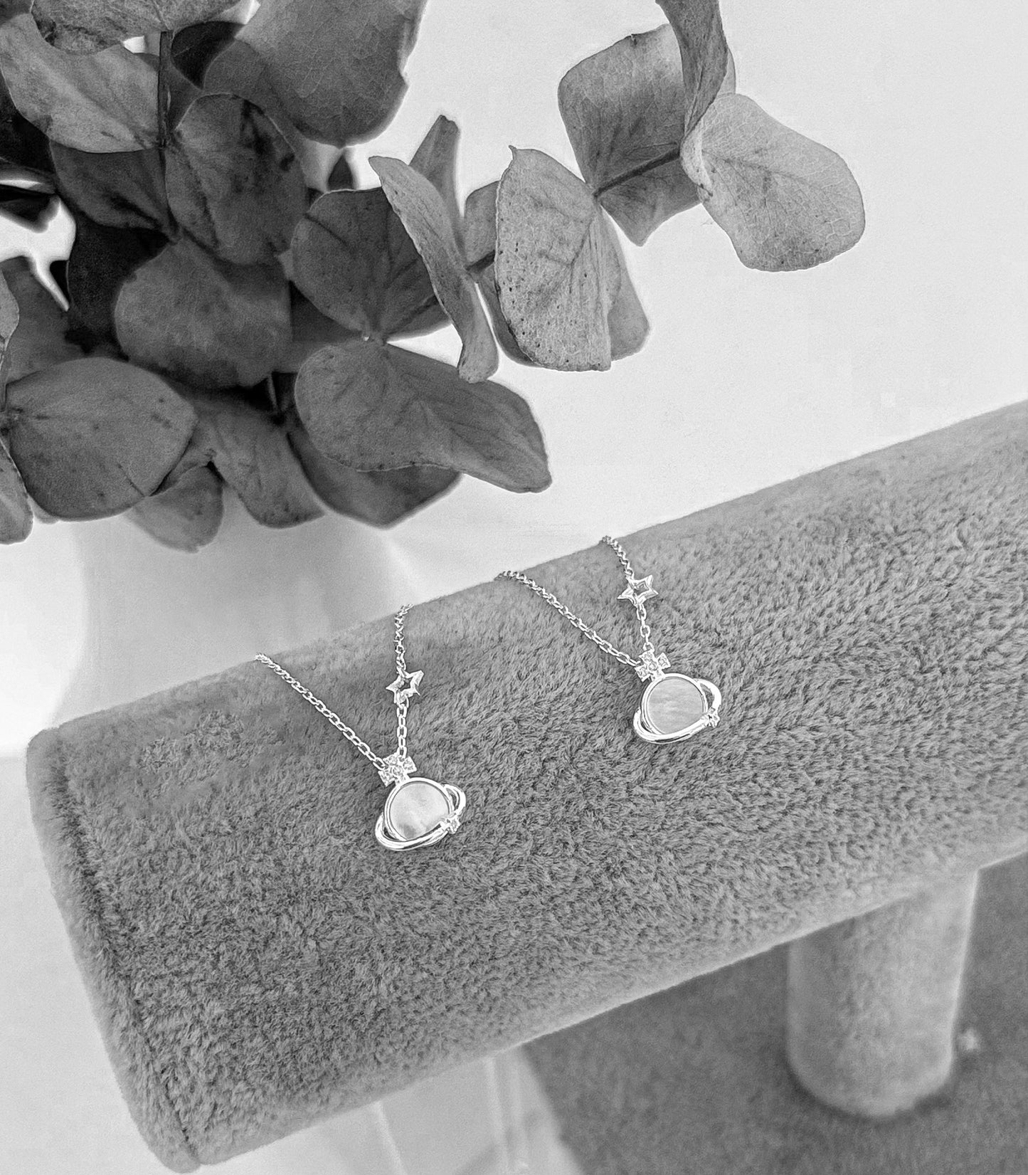 Collar Saturno Estrella Nácar
