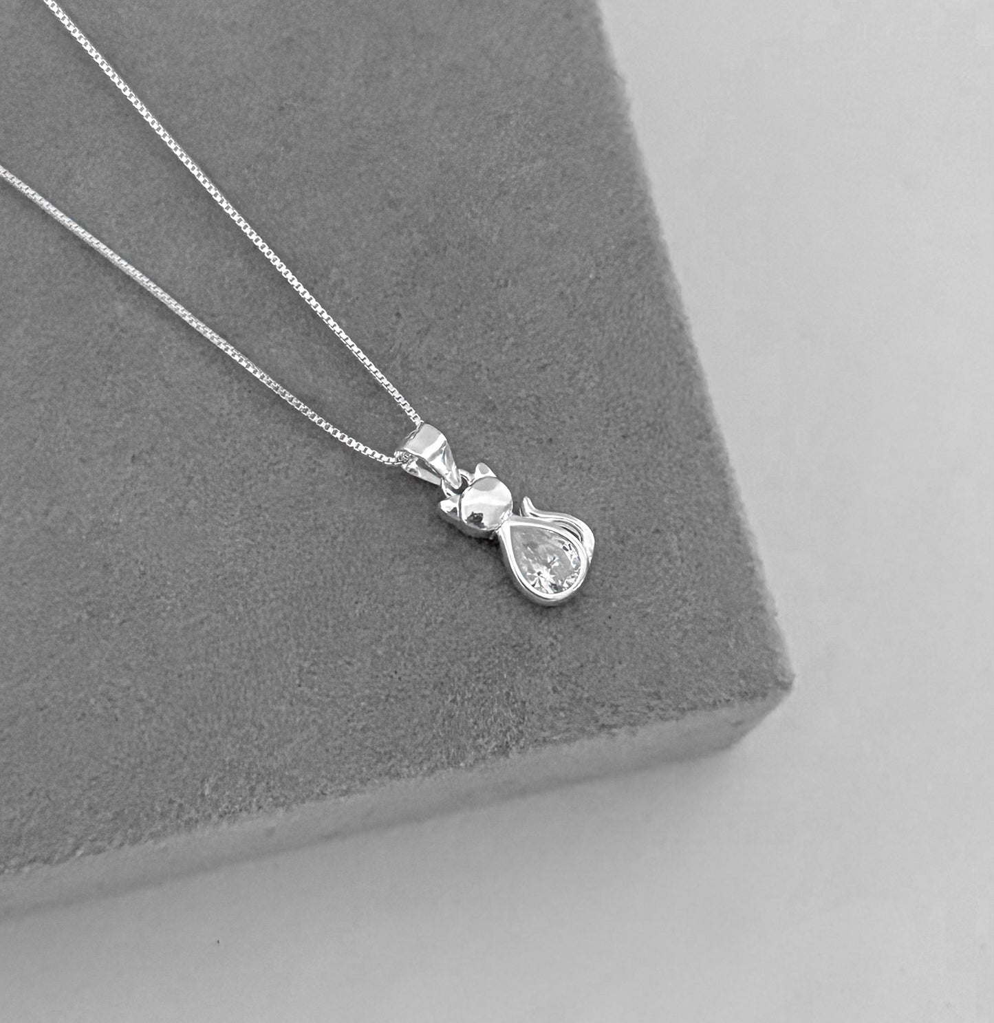 Cadena Cat Punto de Luz Inicial