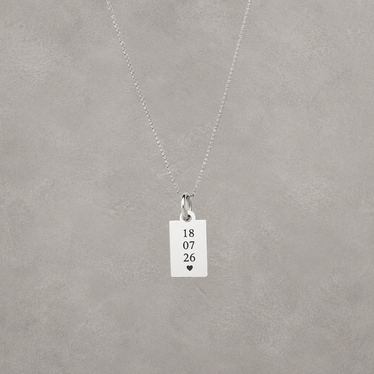 Collar Placa Rectangular Mini